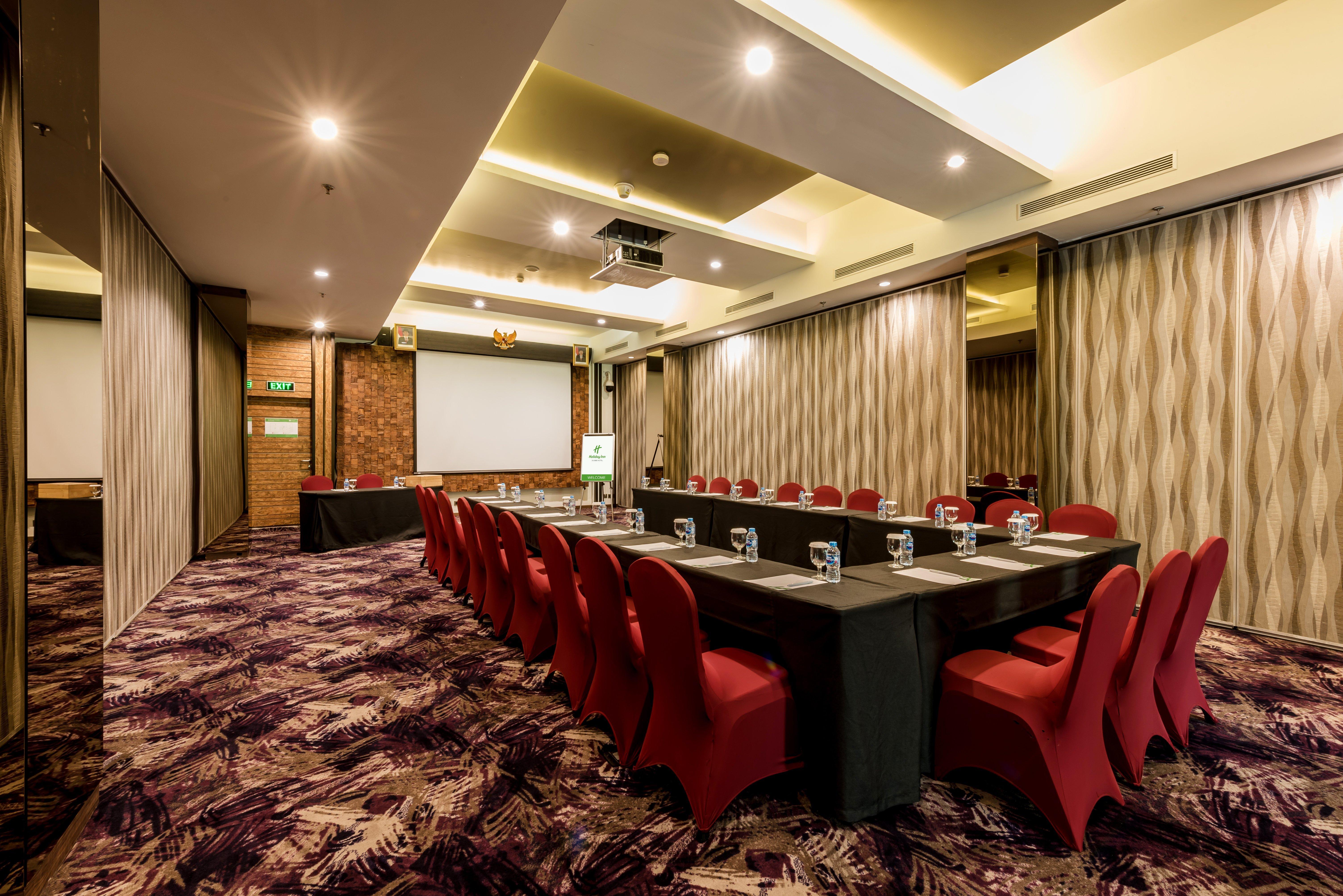 Holiday Inn Cikarang Jababeka By Ihg Dış mekan fotoğraf
