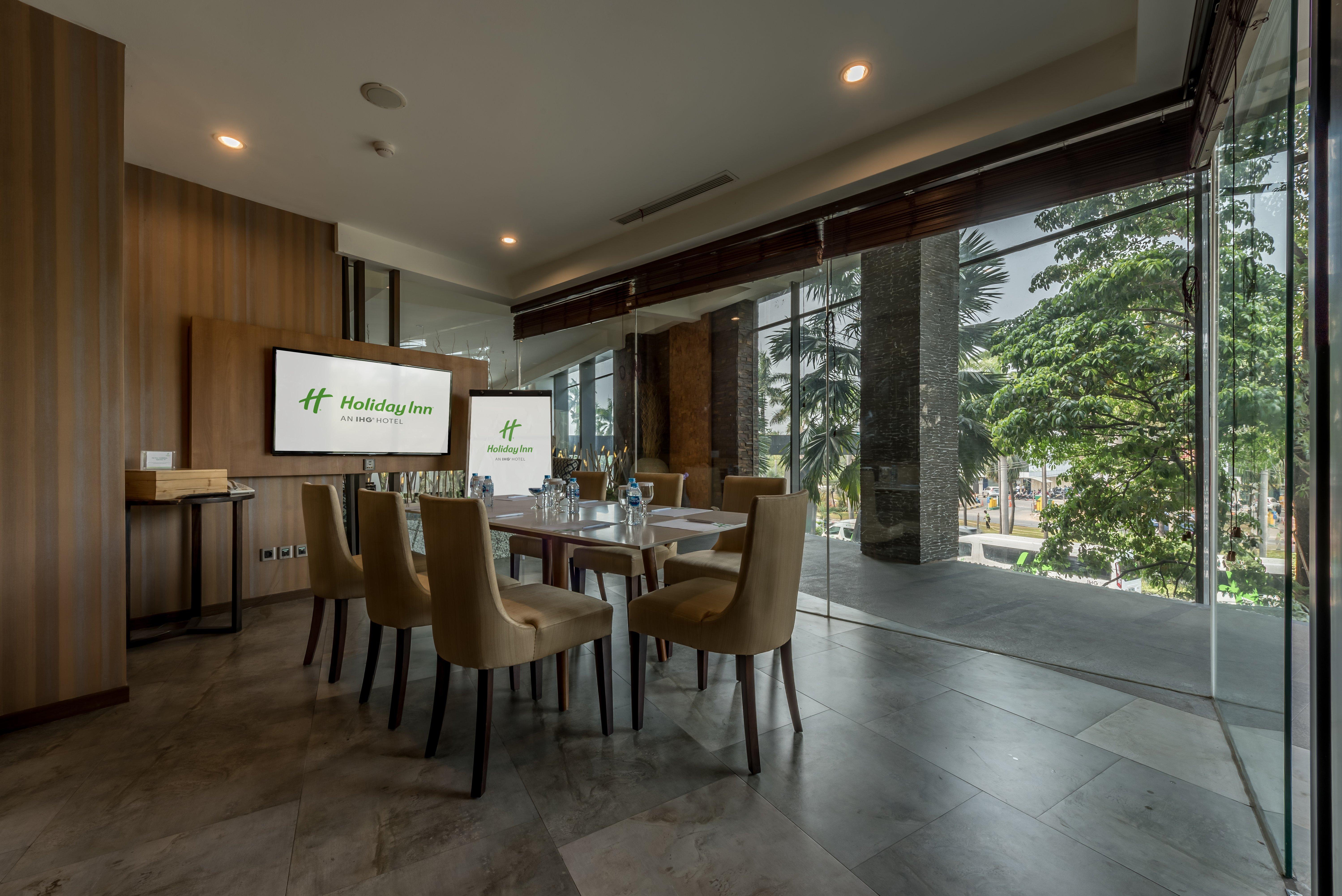 Holiday Inn Cikarang Jababeka By Ihg Dış mekan fotoğraf