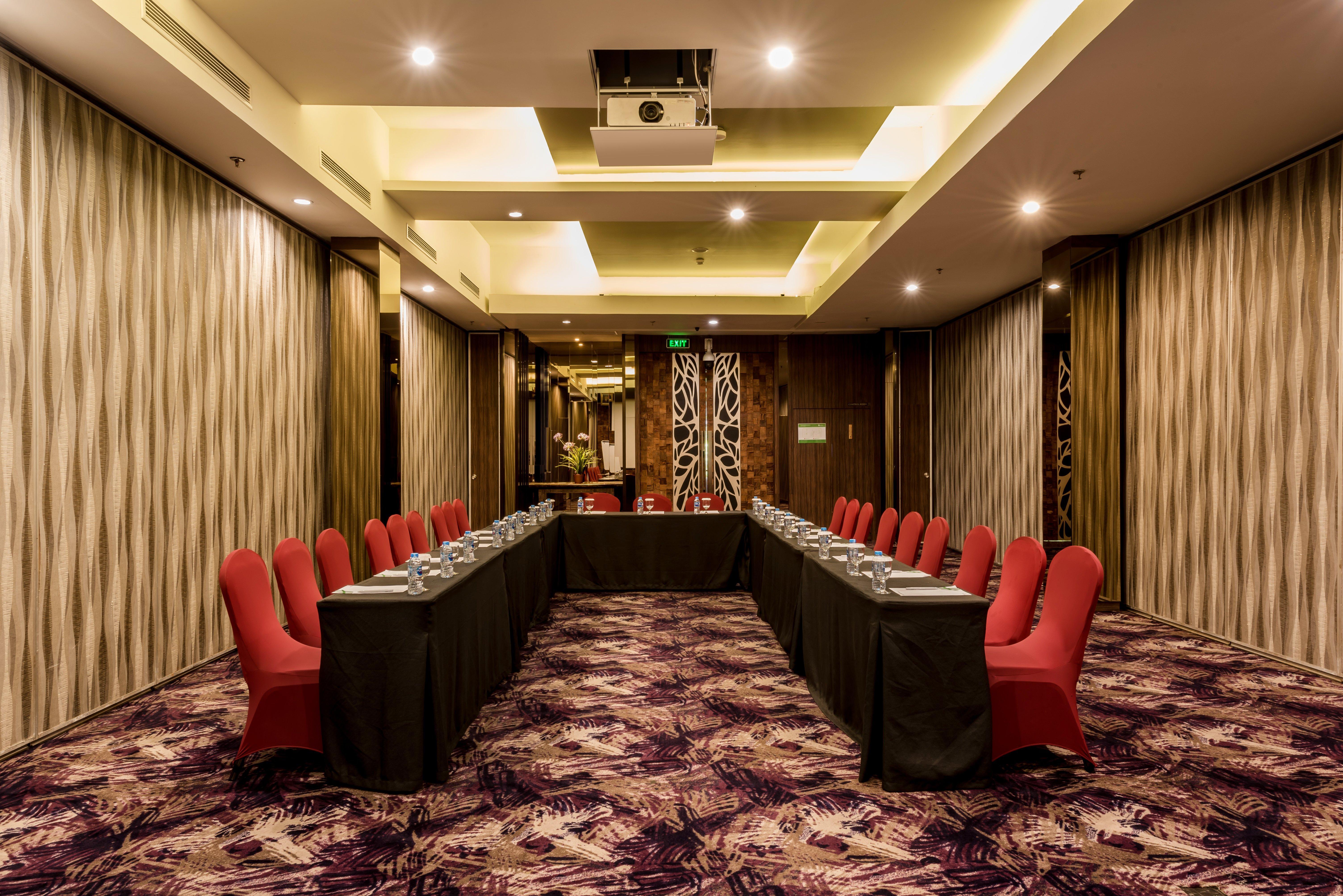 Holiday Inn Cikarang Jababeka By Ihg Dış mekan fotoğraf